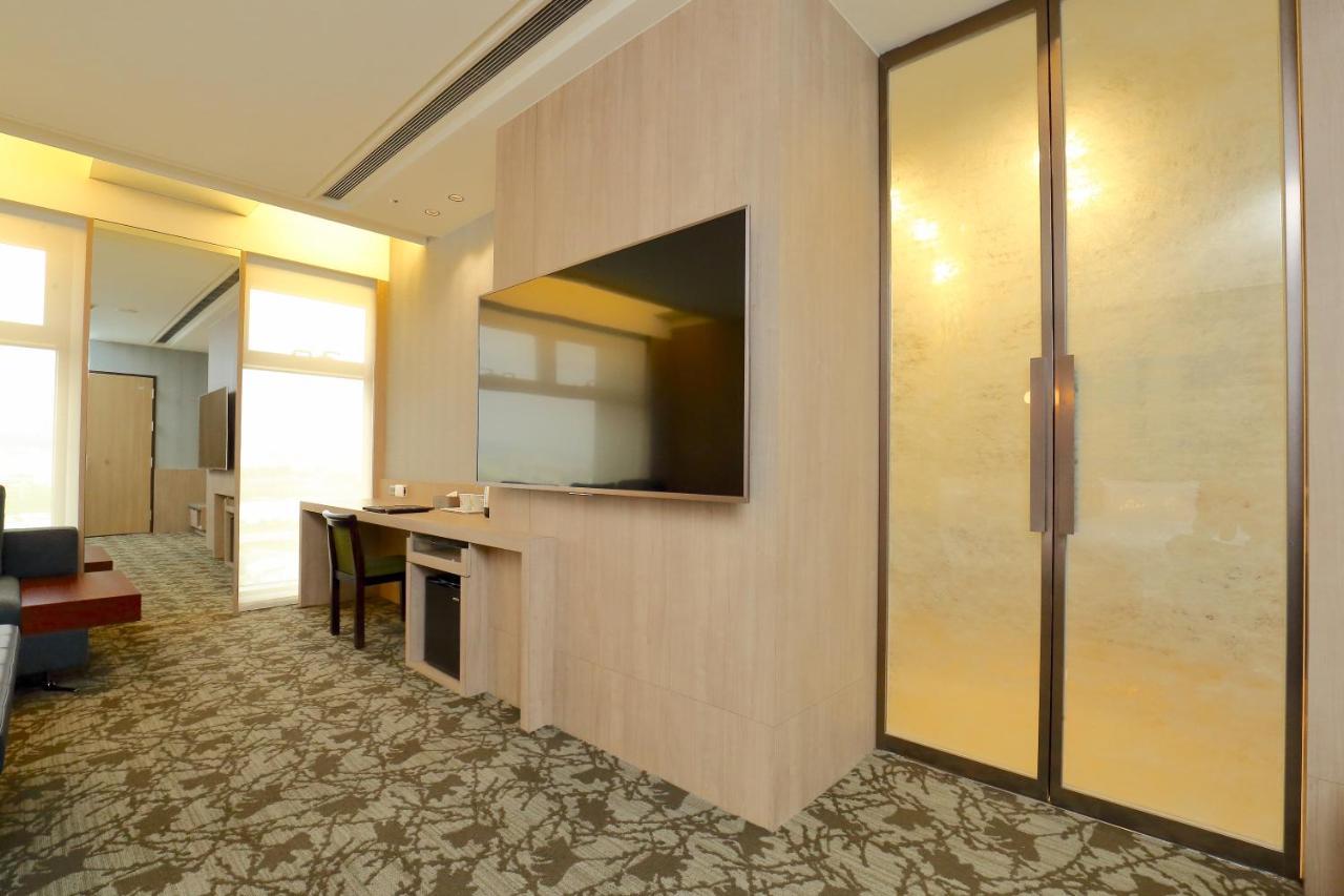 Kloud Hotel Taichung Exterior photo